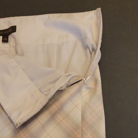 The Limited White & Beige Plaid Pencil Skirt Size 8 Mid‑Rise Knee Length Fall - Picture 7 of 10
